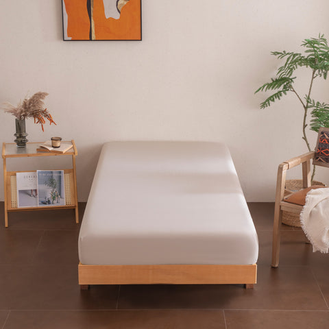 B3 Sonive Double Fitted Sheet, Soft Brushed Microfibre Fade-Resistant Hotel Quality Bed Sheet for Double Bed 135 x 190cm, Beige