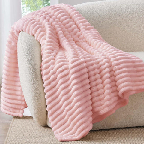 DE VC-IA1 Striped Fleece Throw Blanket