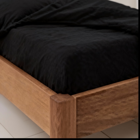 UK VC-B4 Flannel Fitted Sheet